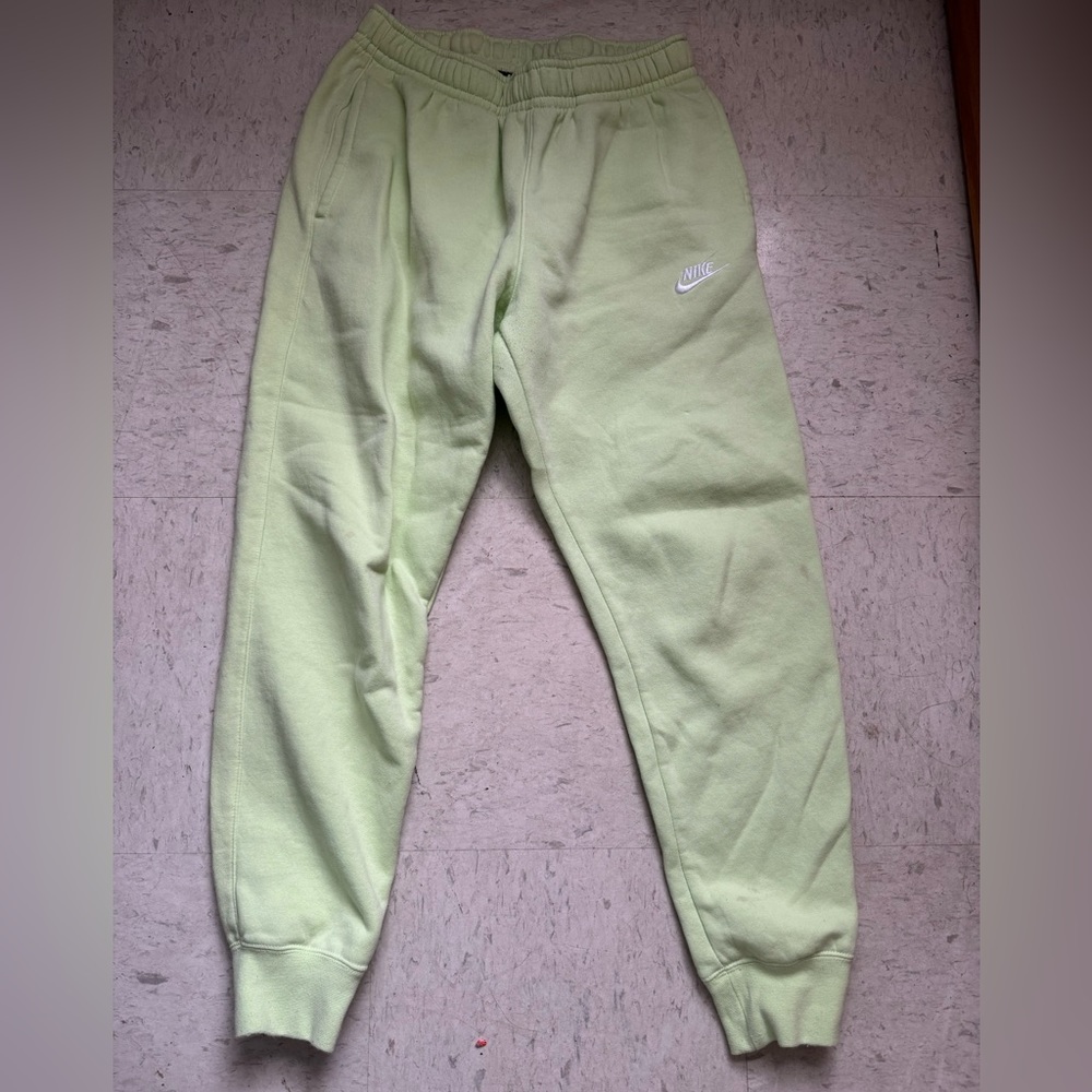 Nike Sweatpants